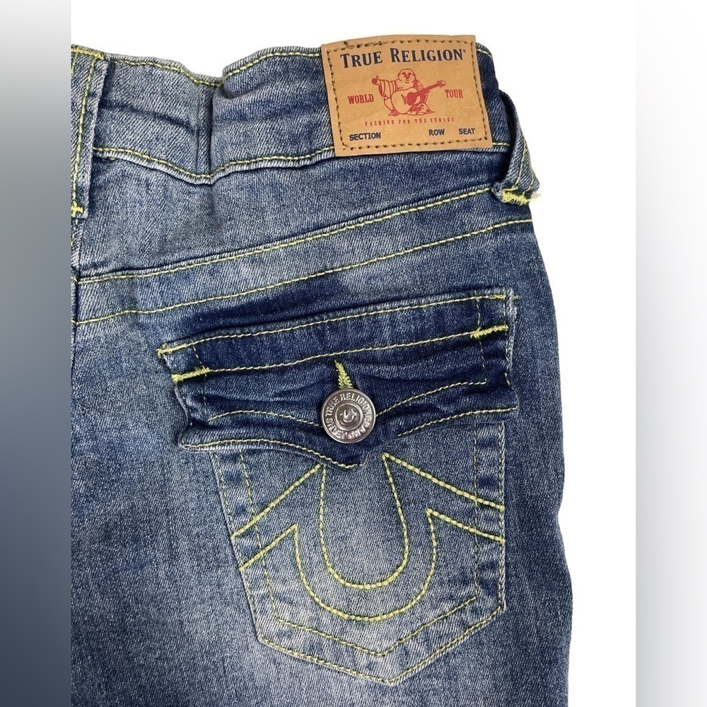 True Religion Geno Relaxed Slim Raw Hem Denim Shorts BOYS 8 - Picture 3 of 9